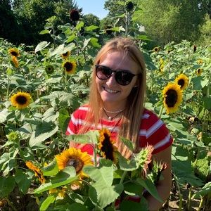 Meet your Posher, Maude